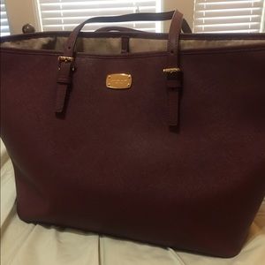 Michael Kors East West Tote -Brick Red
